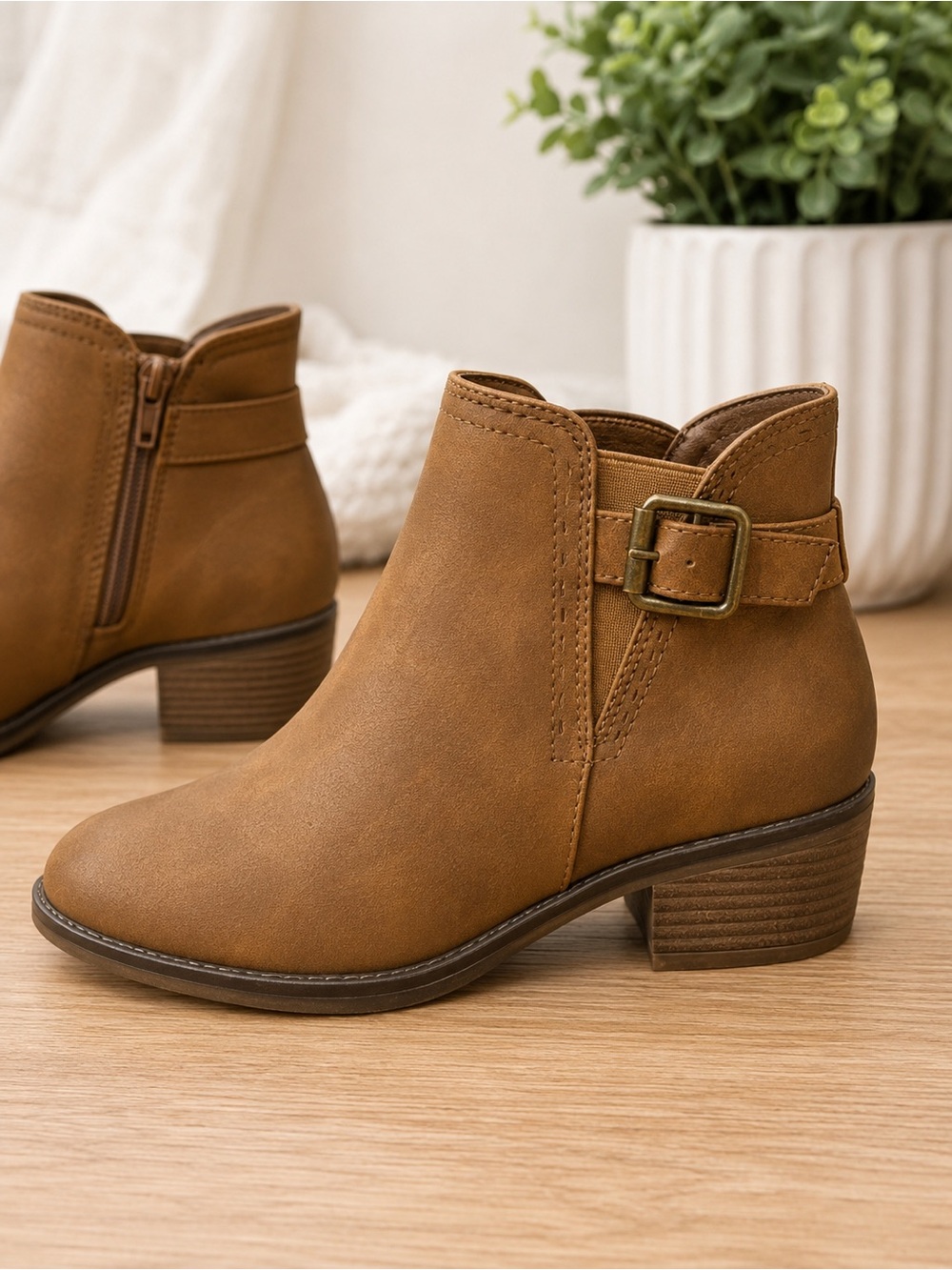 New! Market & Spruce Women’s Brown Ankle Booties with Buckle Detail - Picture 2 of 10